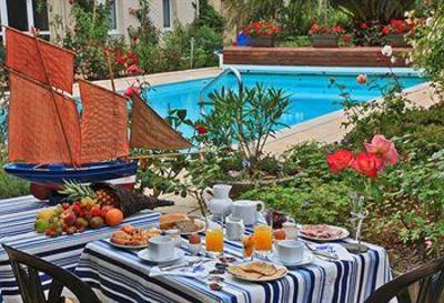 фото отеля Aigue Marine Hotel Treguier