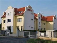 Fonix Hotel