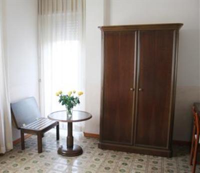 фото отеля Hotel San Giuseppe Pozzuoli