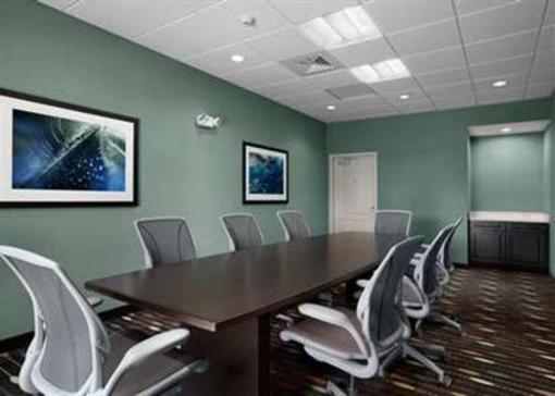 фото отеля Hampton Inn & Suites Huntsville Research Park Area