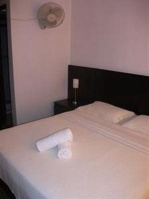 фото отеля Hotel Champagnat