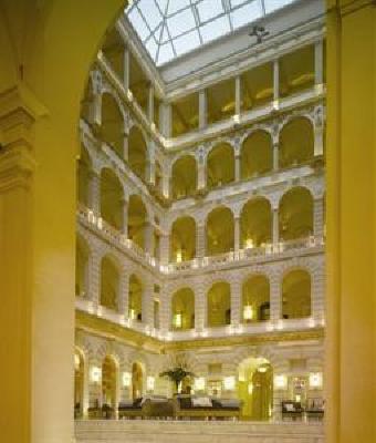 фото отеля Boscolo Budapest Autograph Collection