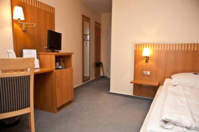 фото отеля Central-Hotel Wuppertal