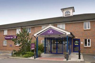 фото отеля Premier Inn Basildon Rayleigh