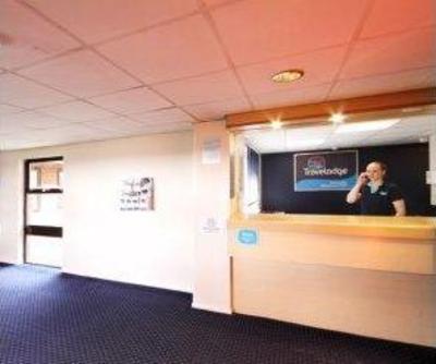фото отеля Travelodge Newcastle Whitemare Pool