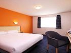 фото отеля Travelodge Newcastle Whitemare Pool