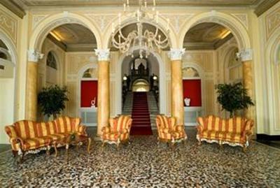 фото отеля Grand Hotel Cadenabbia