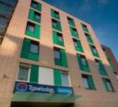 фото отеля Travelodge Epsom Central Hotel