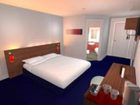 фото отеля Travelodge Warrington Gemini