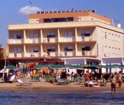 фото отеля Hotel Pyrgi Mare