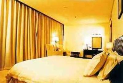 фото отеля Linyi Moon City Inn