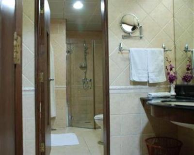 фото отеля Linyi Moon City Inn