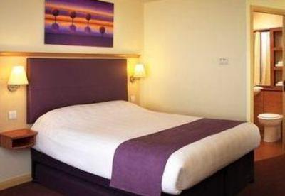 фото отеля Premier Inn Hull West Hessle