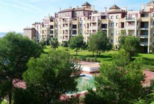 фото отеля Leo Alcaudon Alcaravan Apartment Ayamonte