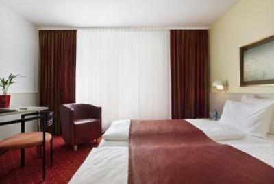 фото отеля Hotel Stadt Freiburg