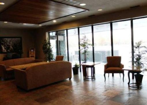 фото отеля Econo Lodge Brooks