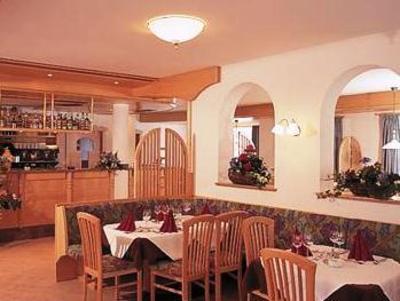 фото отеля Hotel Gasthof Larch