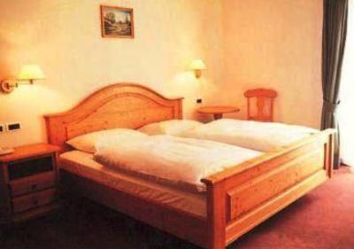 фото отеля Hotel Gasthof Larch