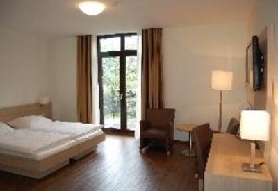 фото отеля Hotel Hubertushof Lingen