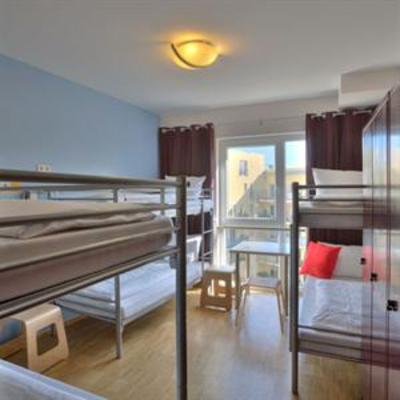 фото отеля Meininger Hotel Berlin Prenzlauer Berg