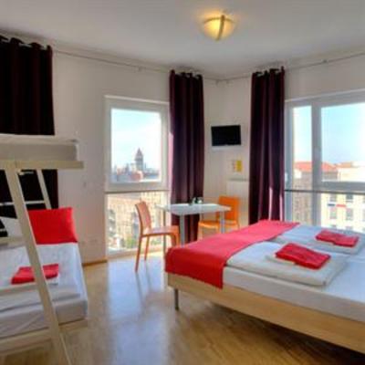 фото отеля Meininger Hotel Berlin Prenzlauer Berg