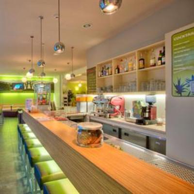 фото отеля Meininger Hotel Berlin Prenzlauer Berg