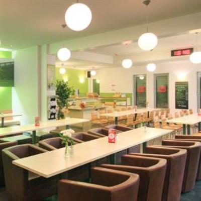фото отеля Meininger Hotel Berlin Prenzlauer Berg