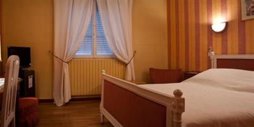 фото отеля Logis Grand Hotel de l'Europe