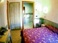 V7 Hotel