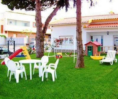 фото отеля Residencial Figueiredo Lourinhã