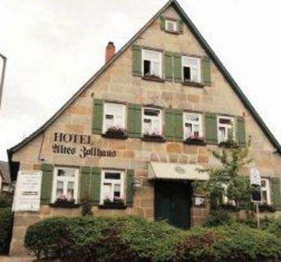 фото отеля Hotel Altes Zollhaus Altdorf bei Nurnberg