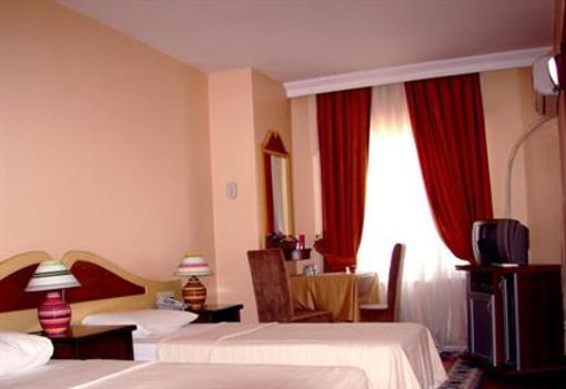 фото отеля Hotel Delta Yss