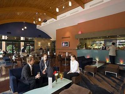 фото отеля Novotel Rotorua Lakeside