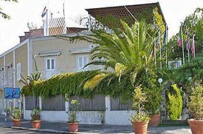 фото отеля Hotel Villa Augustus Lipari