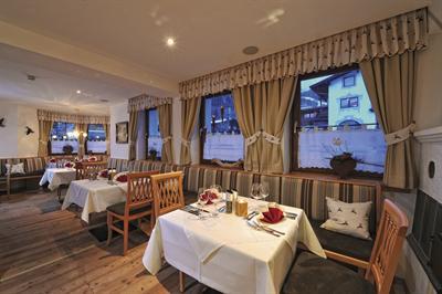 фото отеля Vier Jahreszeiten Hotel Kaprun