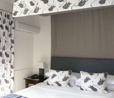 фото отеля One Three Nine Bed & Breakfast Bath