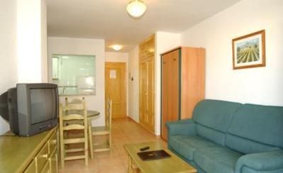 фото отеля Apartamentos La Fonda