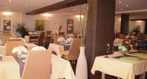 фото отеля Hotel les Alcyons Le Lavandou