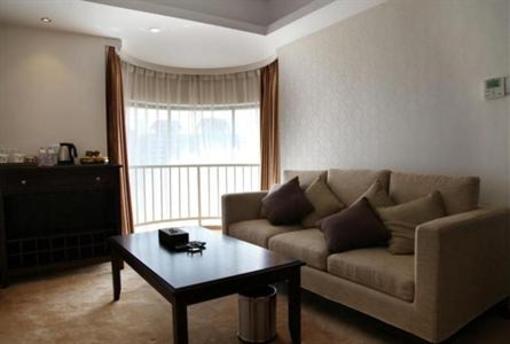 фото отеля Baolin Hotel