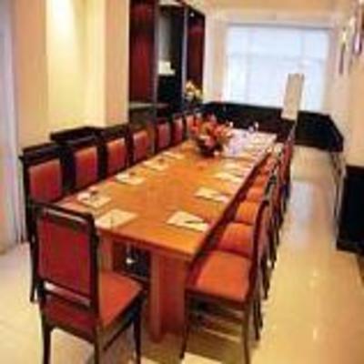 фото отеля Hari International Hotel Bangalore