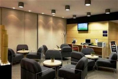 фото отеля Holiday Inn Express Cheltenham