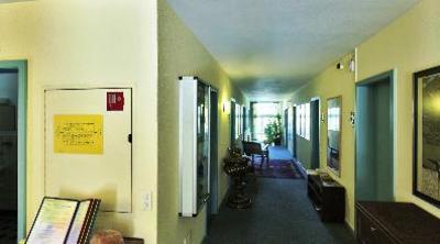 фото отеля Seehotel Baren Brienz