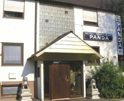 фото отеля Hotel Restaurant Panda Sindelfingen
