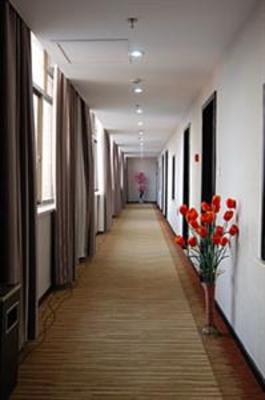 фото отеля Super 8 (Hangzhou Binkang Road)
