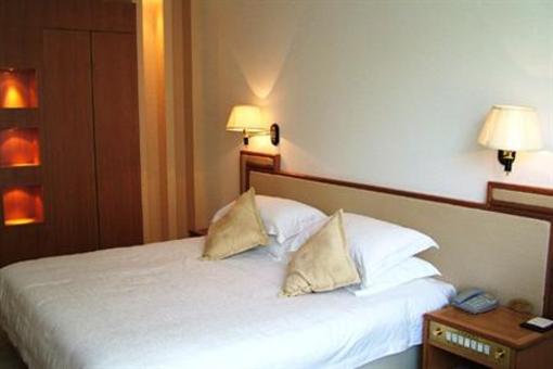 фото отеля Jiulongxia Holiday Resort Huzhou