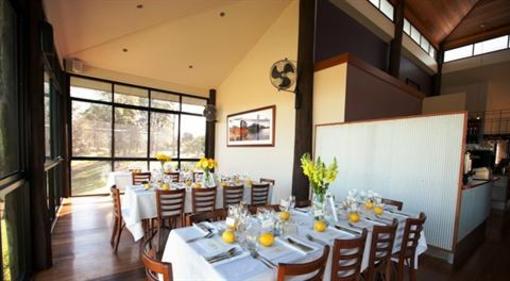 фото отеля Ocean View Estates Winery Restaurant & Vineyard Cottages