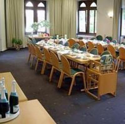фото отеля Bildungs und Freizeitzentrum Stiftsberg Hotel Kyllburg