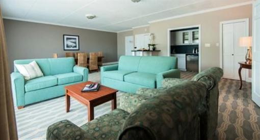 фото отеля Cohasset Harbor Resort
