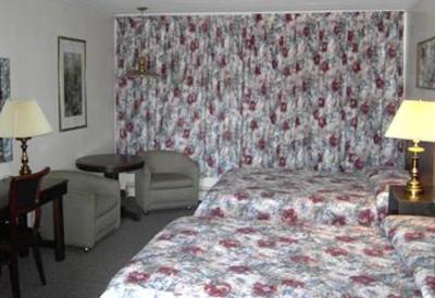 фото отеля Rainbow Motel Truro (Canada)
