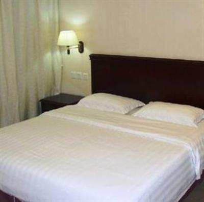 фото отеля Xinle Honghu International Hotel